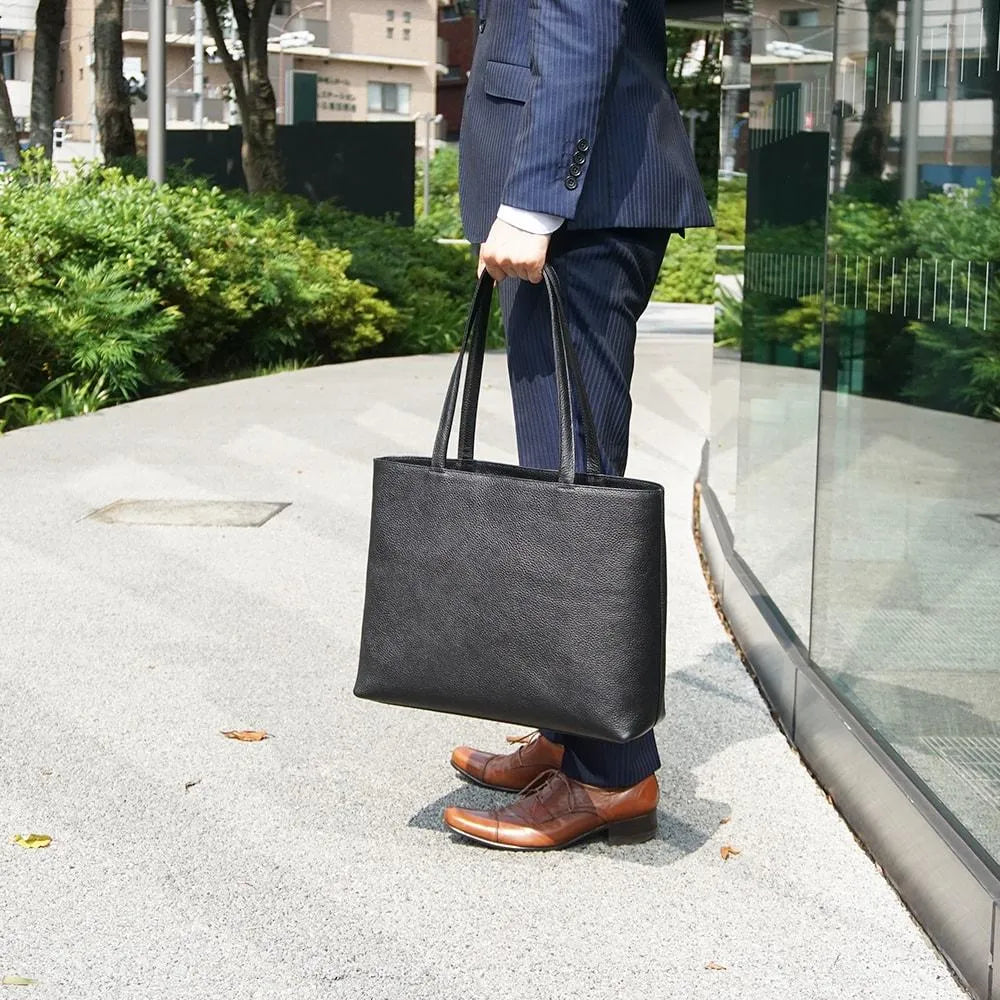 バッグの防水メンテナンスの方法をご紹介します。