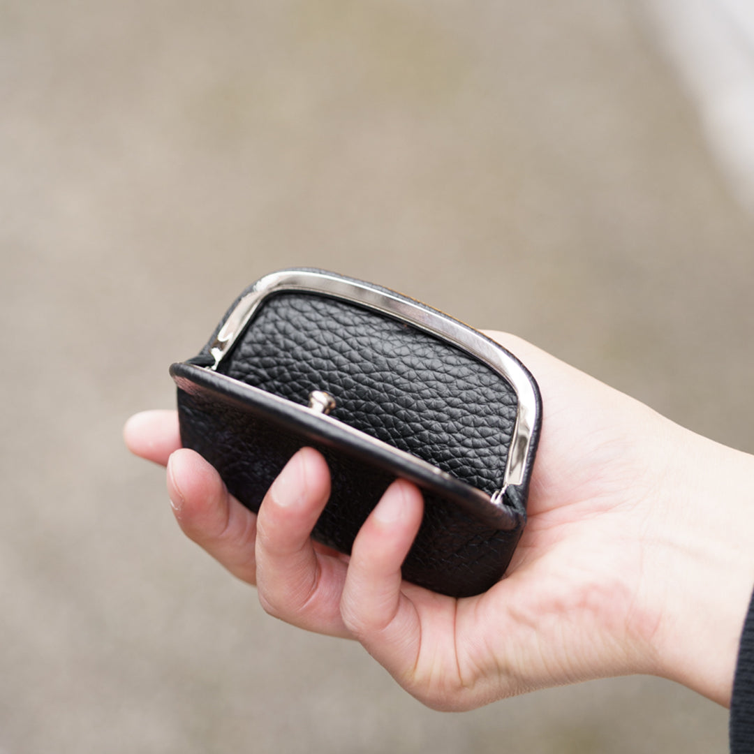 Fragment Case Black (Gold Zip)