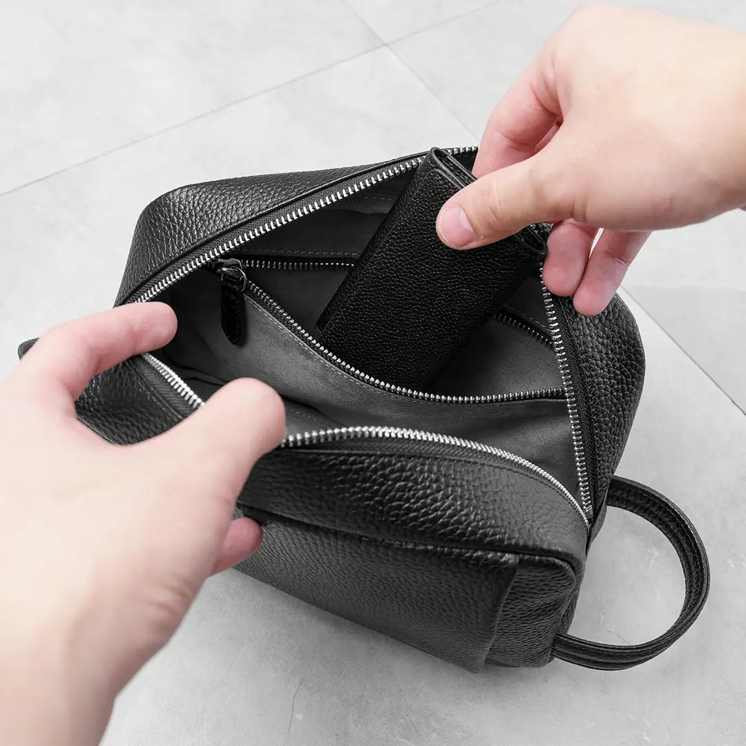 Leather Third Bag in Black