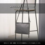 中型黑色皮革挎包