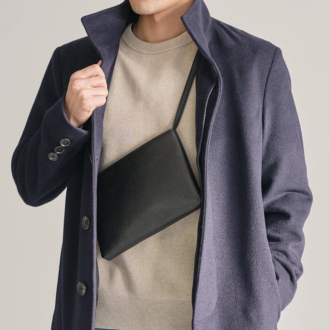 レザーサコッシュ ブラック