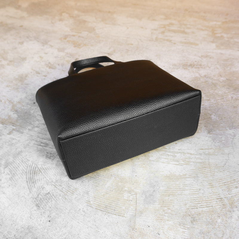 ま*お様 【HushTug】レザーミニトート ブラック レザーミニトート ま*お様 【HushTug】レザーミニトート ブラック レザーミニトート