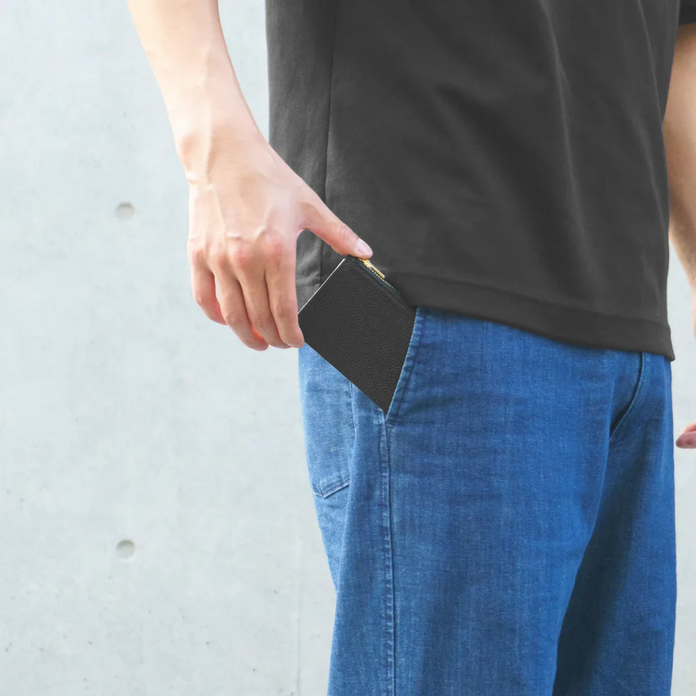 ピュアシュリンクレザー フラグメントケース ブラック(ゴールド