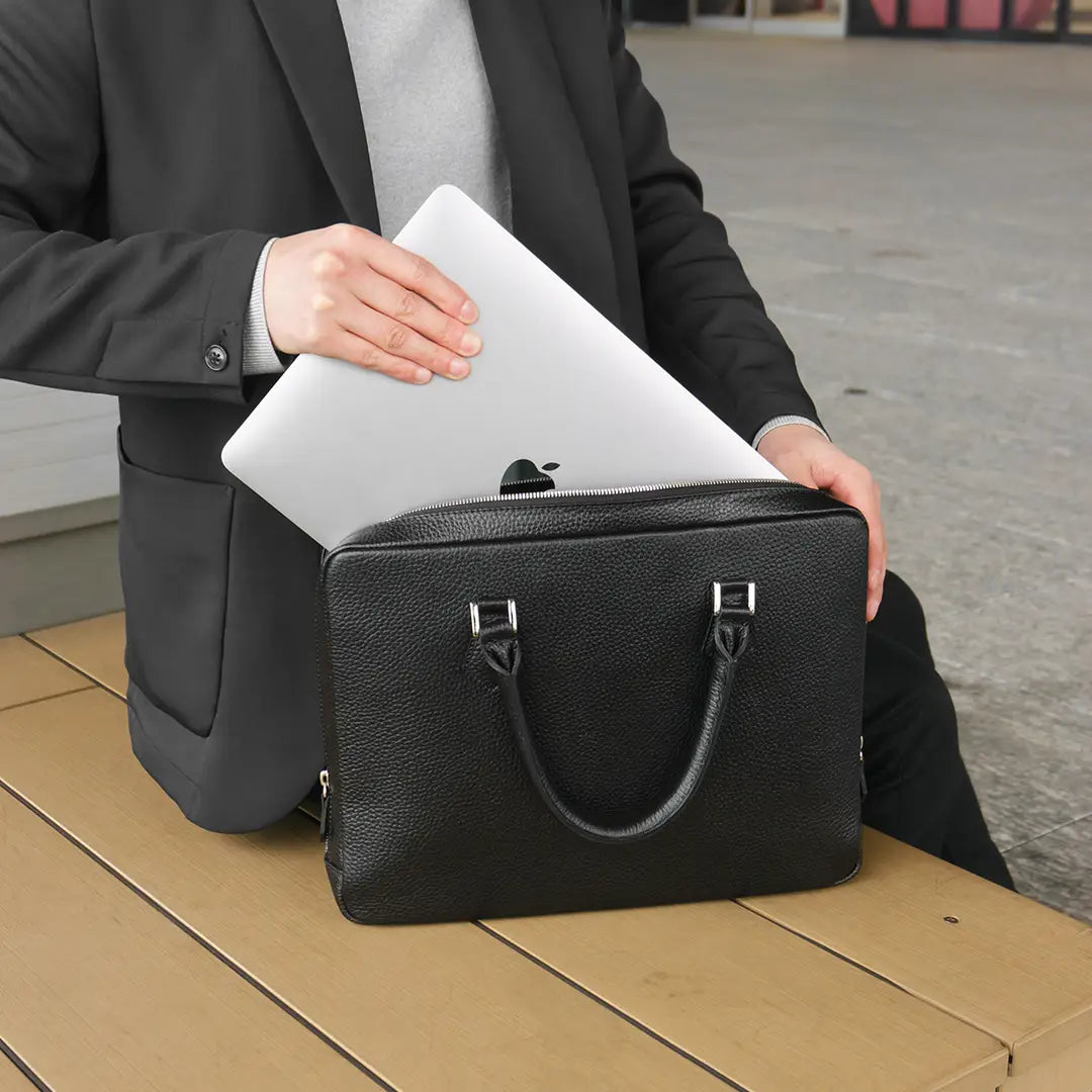 ［新古品］ブリーフケース　スマート ブラック