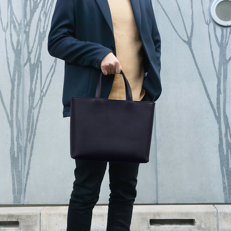 レザーミニトート ネイビー – HushTug レザーミニトート ネイビー – HushTug