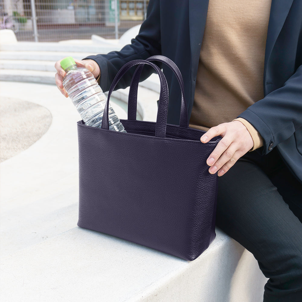 HushTug ハッシュタグ トートバッグ シボ革 レザー ネイビー HushTug ハッシュタグ トートバッグ シボ革 レザー ネイビー