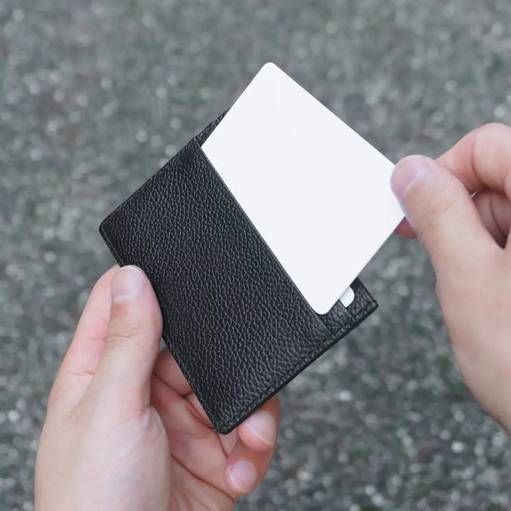 ピュアシュリンクレザー カードホルダー ブラック – HushTug ピュアシュリンクレザー カードホルダー ブラック – HushTug