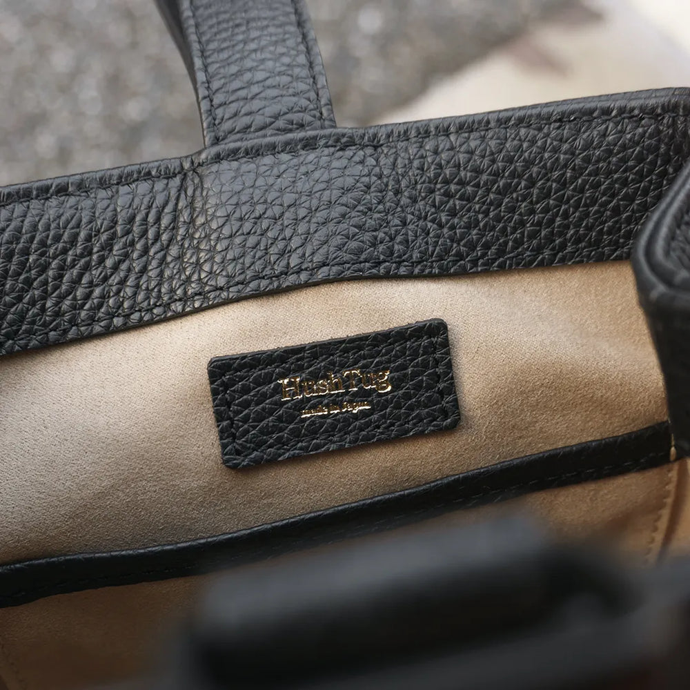 tochca レザー巾着袋 ダークブラウン tochca レザー巾着袋 tochca レザー巾着袋 ダークブラウン tochca レザー巾着袋