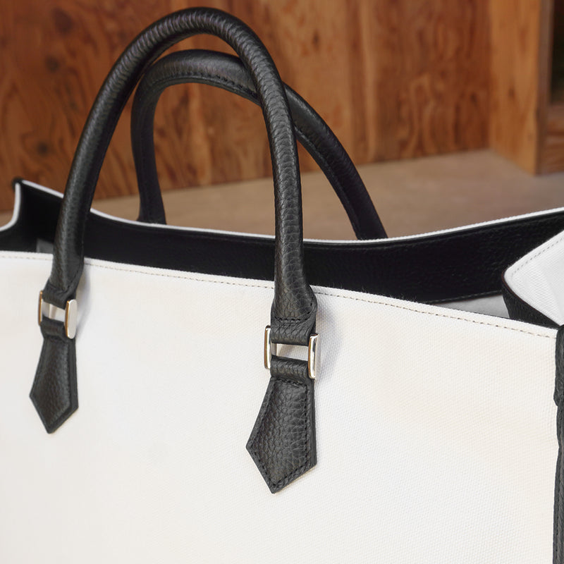 HushTug キャンバストート アイボリー HushTug キャンバストート アイボリー