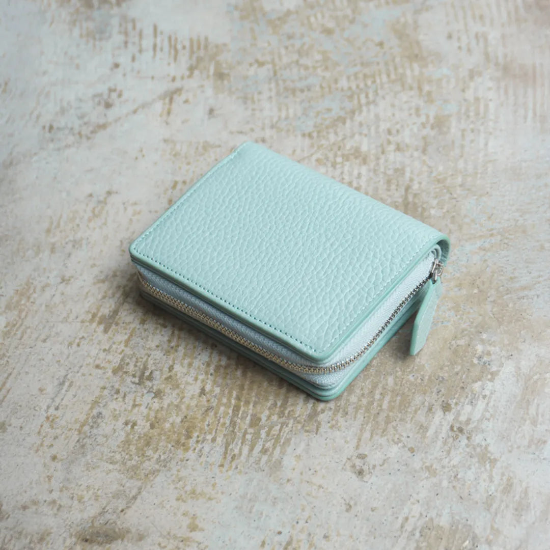［新古品］ミディアムウォレット ミントグリーン