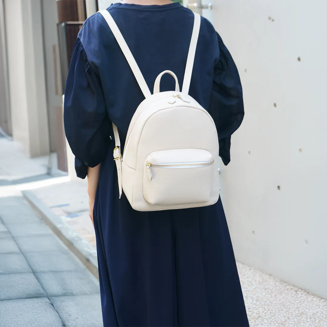 ［新古品］レザーミニリュック ピンクベージュ
