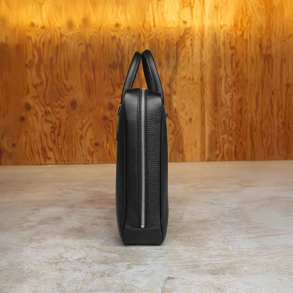 未使用品✨HushTug ハッシュタグ　レザーブリーフケース　シボ革　ブラック ブリーフケース ブラック – HushTug