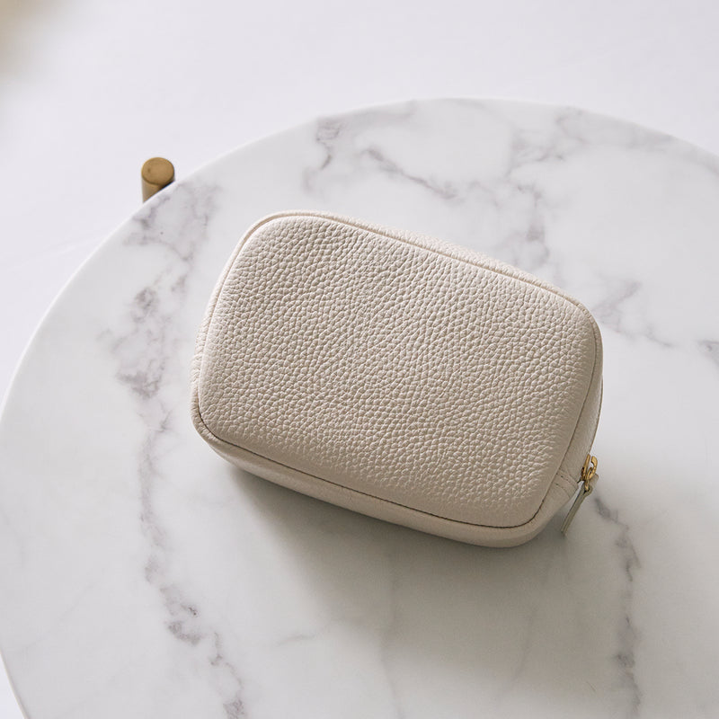 メイクポーチ ピンクベージュ