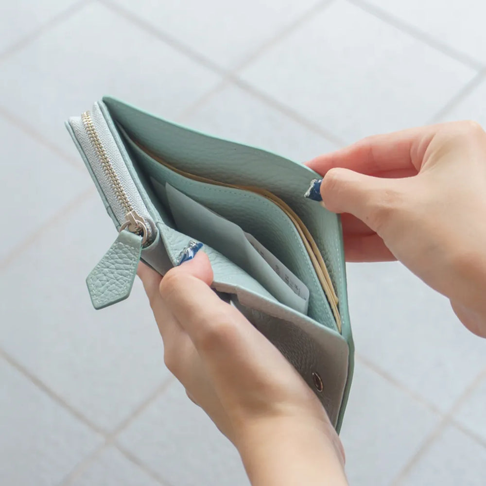 ミディアムウォレット ミントグリーン – HushTug