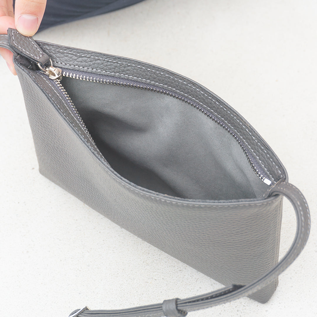 ［新古品］レザーサコッシュ ダークグレー